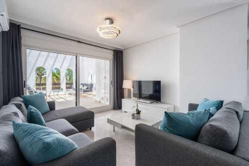 3 Bedroom Middle Floor Apartment in Nueva Andalucía