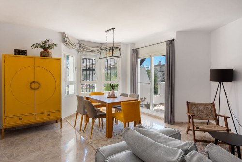 2 Bedroom Penthouse Duplex in Nueva Andalucía