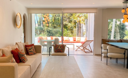 3 Bedroom Middle Floor Apartment in Puerto Banús