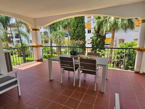 2 Bedroom Middle Floor Apartment in Puerto Banús