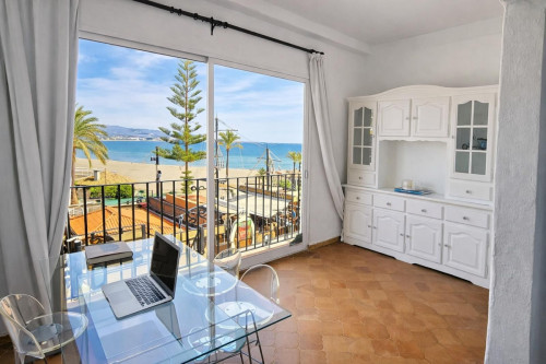 1 Bedroom Middle Floor Apartment in Puerto Banús