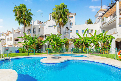 4 Bedroom Ground Floor Apartment in Puerto Banús