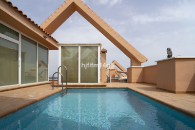 4 Bedroom Penthouse in Nueva Andalucía