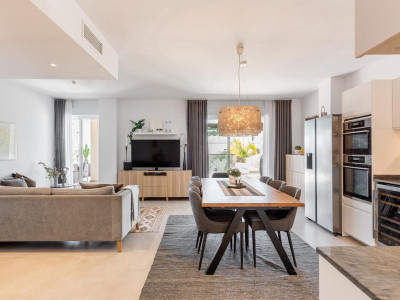 3 Bedroom Middle Floor Apartment in Nueva Andalucía