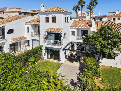 4 Bedroom Townhouse in Nueva Andalucía