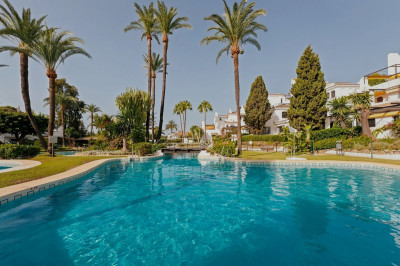 2 Bedroom Middle Floor Apartment in Nueva Andalucía