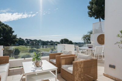 2 Bedroom Penthouse in Nueva Andalucía