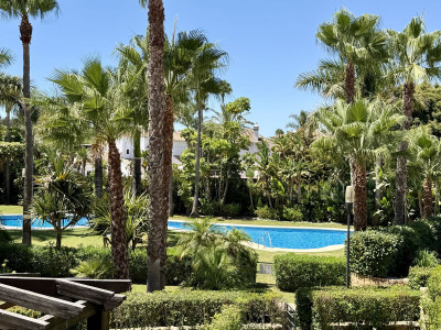 2 Bedroom Top Floor Apartment in Puerto Banús