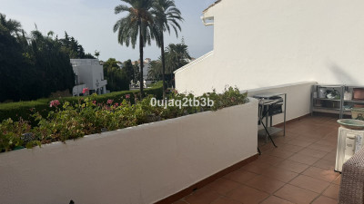 2 Bedroom Middle Floor Apartment in Nueva Andalucía