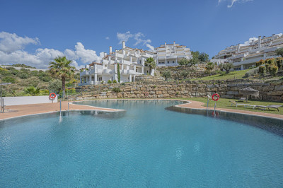 2 Bedroom Penthouse in Nueva Andalucía