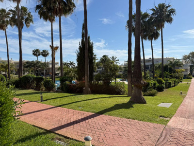 2 Bedroom Ground Floor Apartment in Nueva Andalucía
