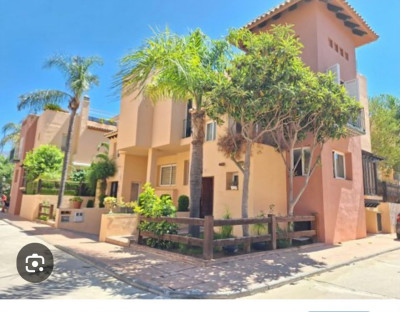 3 Bedroom Townhouse in Nueva Andalucía