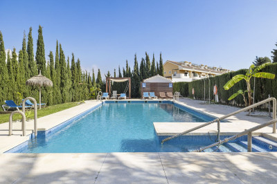 1 Bedroom Middle Floor Apartment in Nueva Andalucía