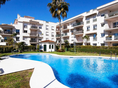 2 Bedroom Middle Floor Apartment in Nueva Andalucía