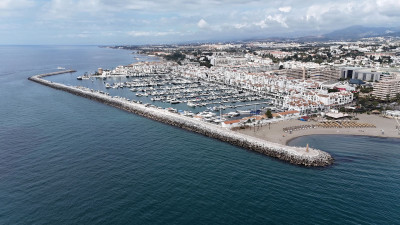 2 Bedroom Middle Floor Apartment in Puerto Banús