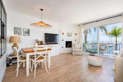 1 Bedroom Middle Floor Apartment in Puerto Banús