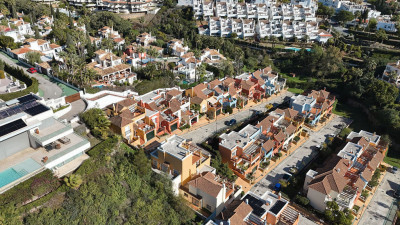 4 Bedroom Townhouse in Nueva Andalucía
