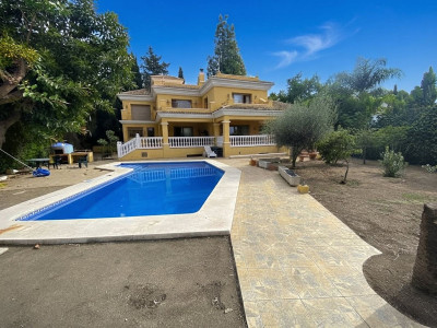 6 Bedroom Detached Villa in Nueva Andalucía