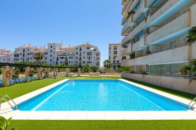 2 Bedroom Middle Floor Apartment in Puerto Banús