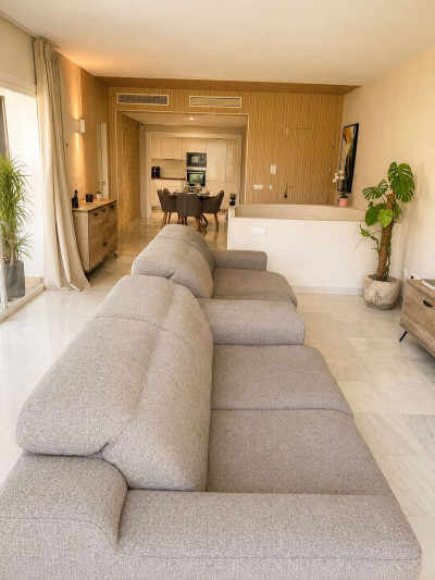 3 Bedroom Duplex in La Quinta - Image 2