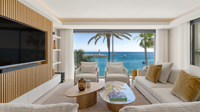 3 Bedroom Middle Floor Apartment in Puerto Banús