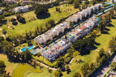 2 Bedroom Middle Floor Apartment in La Quinta
